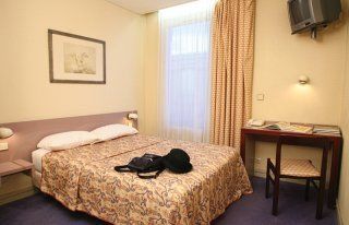 Hotel Armstrong Париж Екстериор снимка