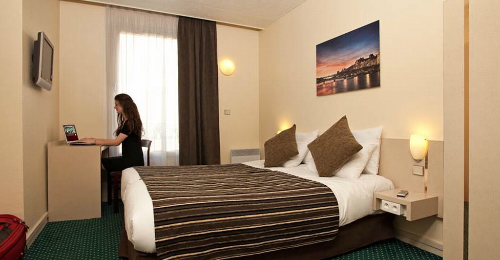 Hotel Armstrong Париж Екстериор снимка